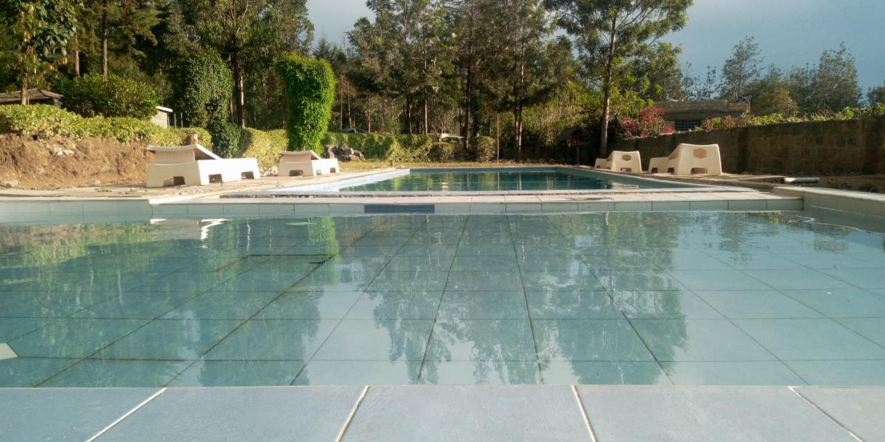 Triple Eden Resort - ナイバシャ エクステリア 写真