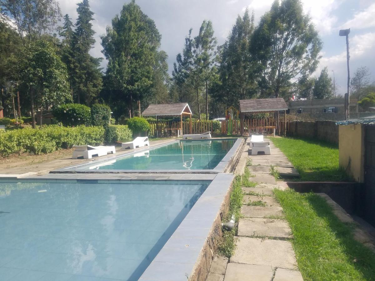 Triple Eden Resort - ナイバシャ エクステリア 写真
