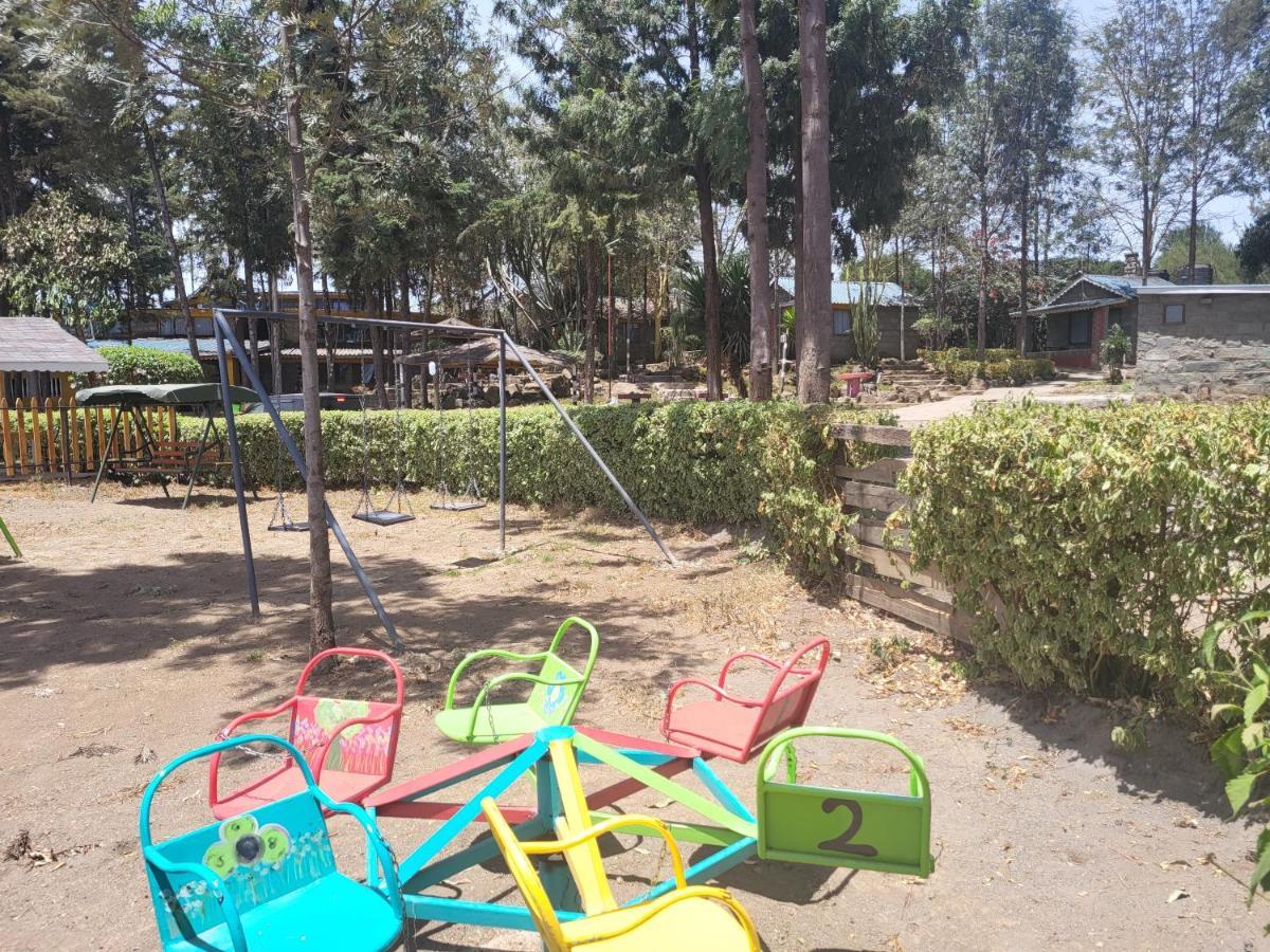 Triple Eden Resort - ナイバシャ エクステリア 写真